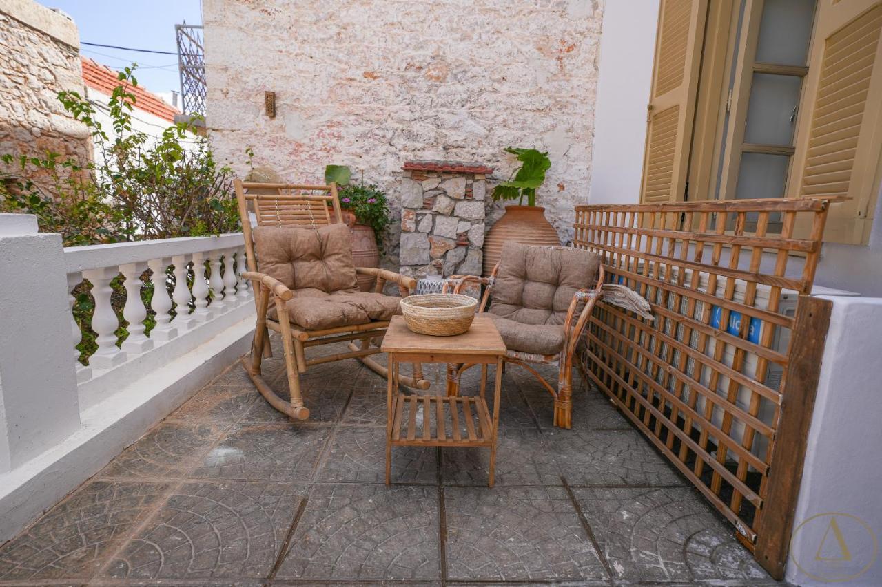 Mansion House Villa Chalki Town Exterior photo